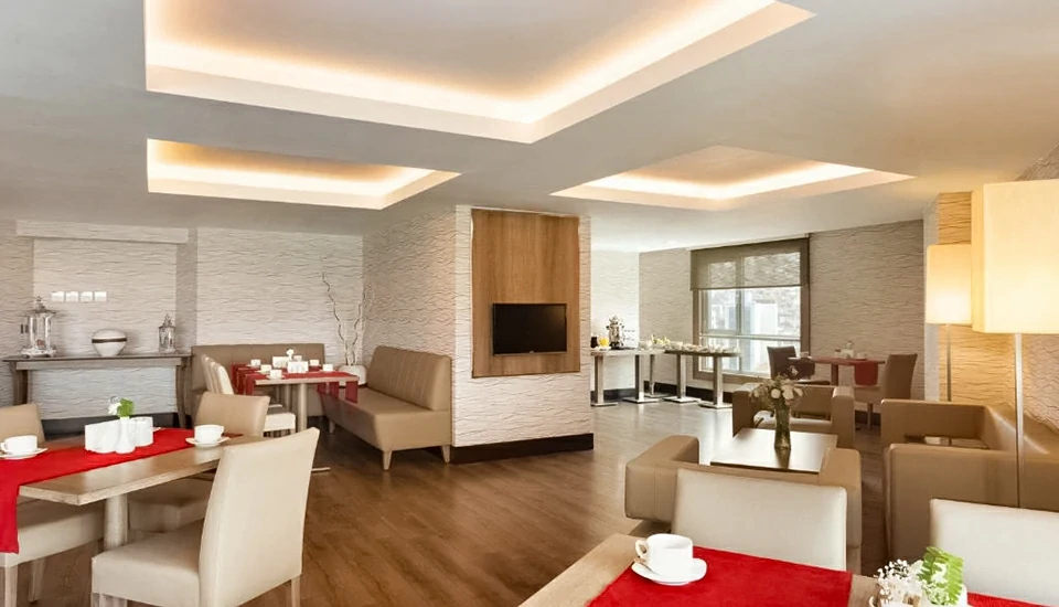 هتل رامادا پلازا بای ویندهام ازمیر